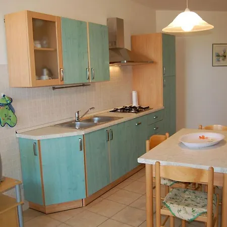 Nuovissimo Con Aria Condizionata E Posto Auto A C108 Apartament SantʼAntìoco